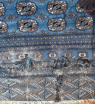Tapis n°1 avant restauration